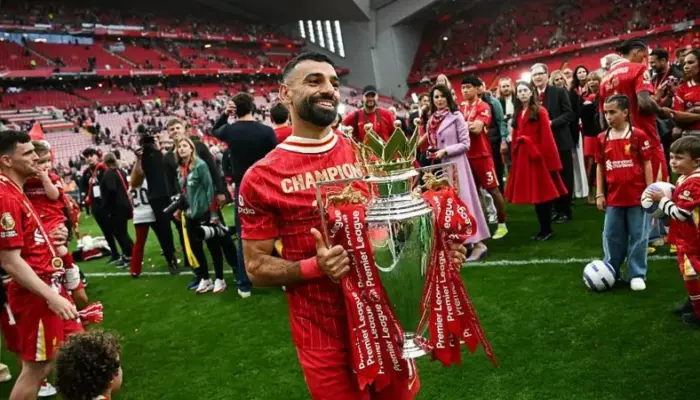 Mo Salah Raih Sepatu Emas Keempat, Samai Rekor Thierry Henry