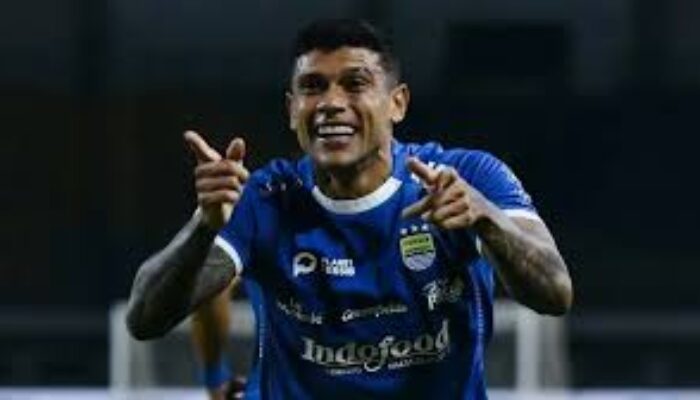 Ingin Tutup Cerita Manis di Persib, Ciro Alves Harapkan Keadilan Kartu Merah Kotroversial