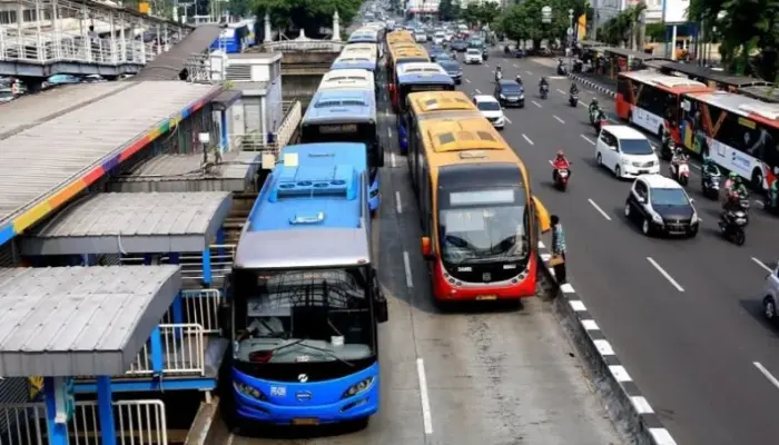 Instruksi Gubernur: ASN Wajib Gunakan Transportasi Umum Tiap Rabu!