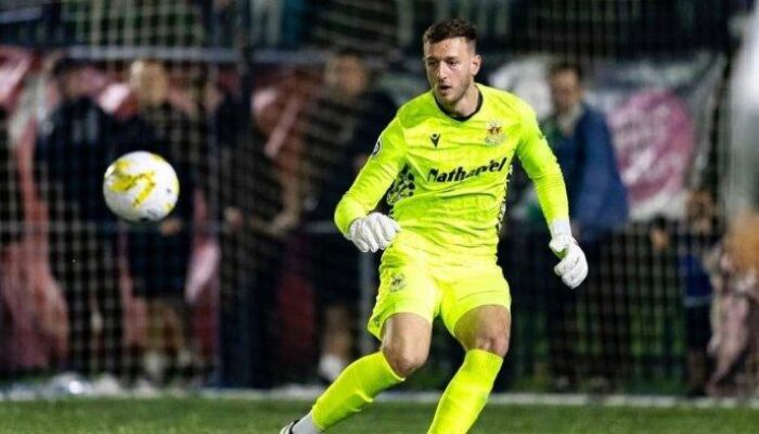 Persib Resmi Datangkan Kiper Asing Pengganti Kevin Mendoza, Siapa Dia?