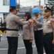 Bunga dan Harapan Warnai Kenaikan Pangkat 69 Anggota Polres Tasikmalaya