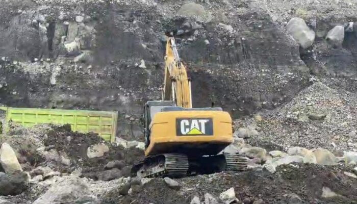 Cegah Bencana, Pemkab Tasikmalaya Bakal Tertibkan Tambang Ilegal di Gunung Galunggung