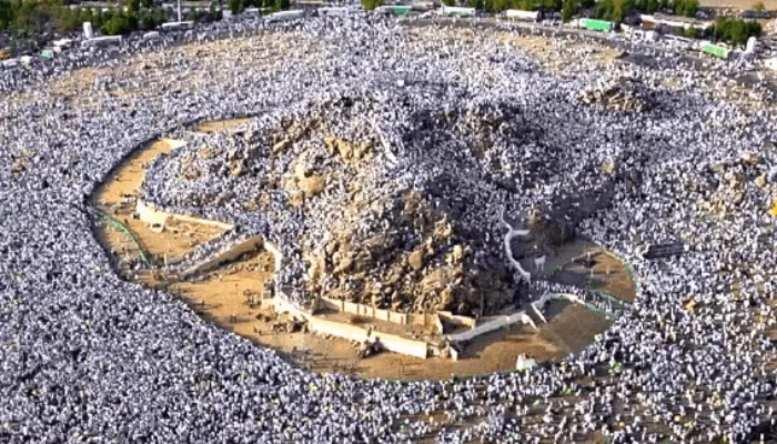 Hari Ini Wukuf di Arafah: Momen Puncak Haji yang Menyatukan Jemaah Seluruh Dunia