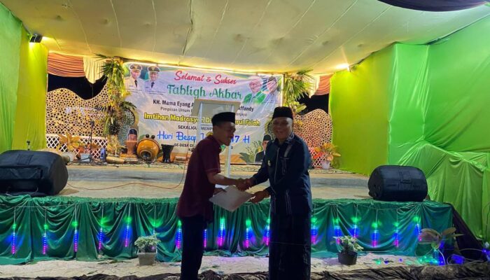 Peringati Hari Besar Islam, Wabup Tasikmalaya Santuni Anak Yatim di Cileuleus Cisayong