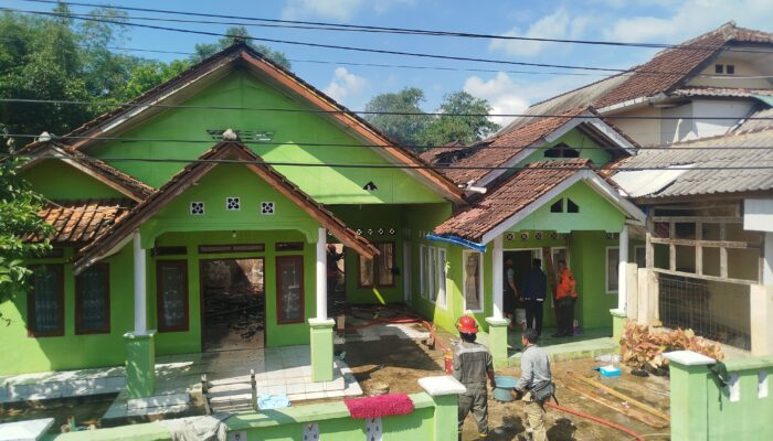 Tiga Rumah di Cigalontang Ludes Terbakar, Diduga Akibat Tungku Api yang Tak Dimatikan 2 IMG 20250721 WA0012