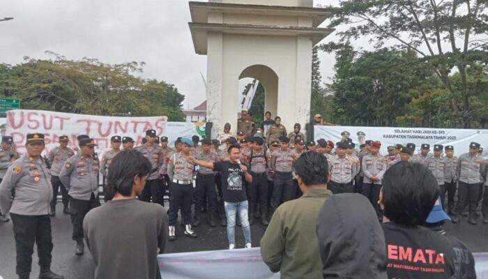 Fortabes Desak Kejari Tasikmalaya Segera Tetapkan Tersangka Kasus Pupuk Subsidi dan Proyek Jalan Mangunreja 2 IMG 20250730 WA0019