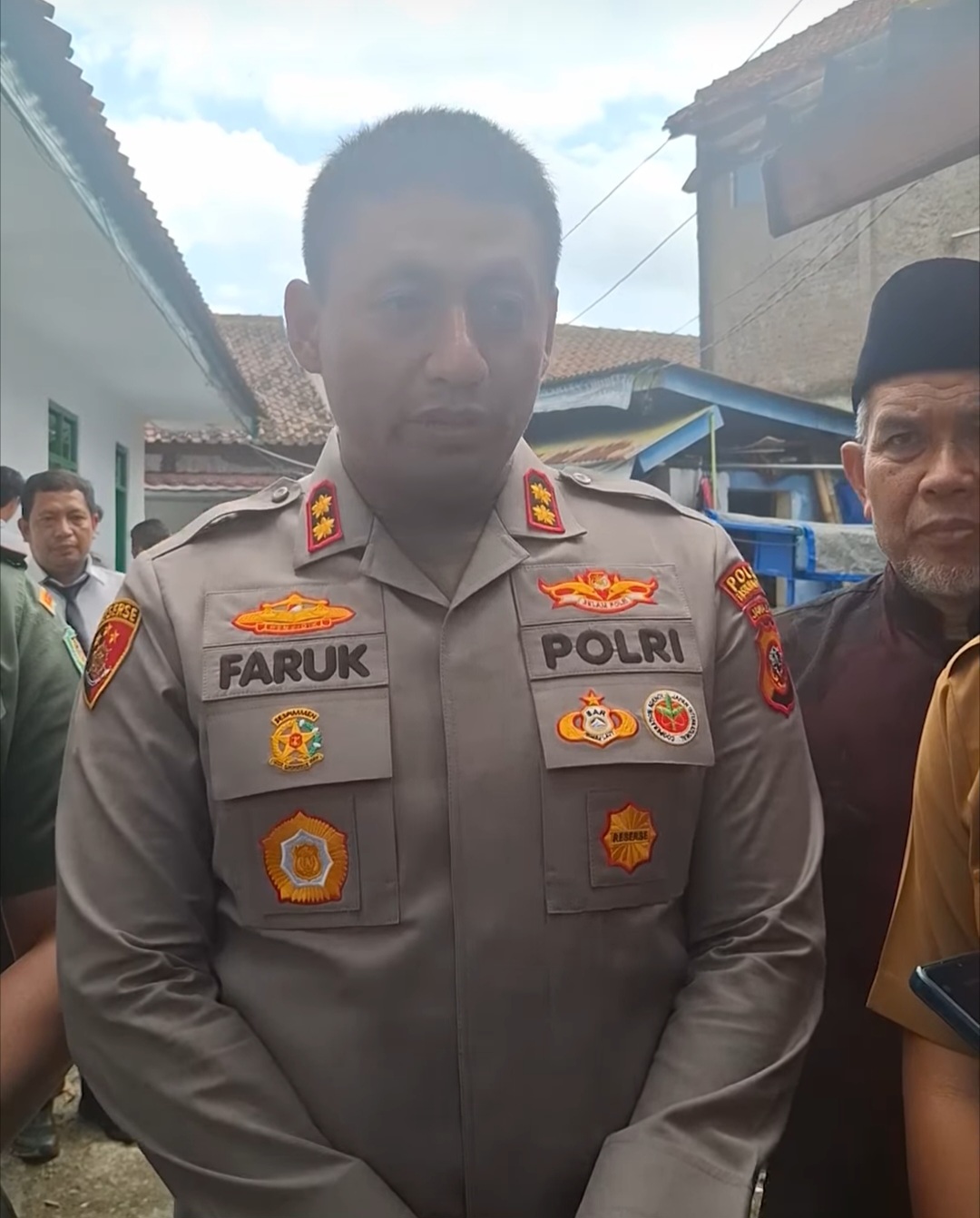 Hadiah Istimewa HUT ke-79 Bhayangkara: Rumah Baru untuk Warga Kurang Mampu di Kota Tasikmalaya 2 Screenshot 20250701 081414 Instagram