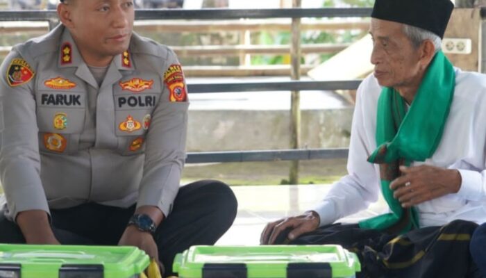 Kapolres Tasikmalaya Kota Gelar Safari Kamtibmas ke Ponpes Mabdaul Ulum, Teguhkan Sinergi Polri dan Pesantren