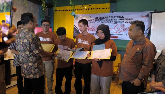 Wali Kota Tasikmalaya Tutup Pelatihan Barista, Dorong Anak Muda Mandiri Lewat Dunia Kopi 1 barista2
