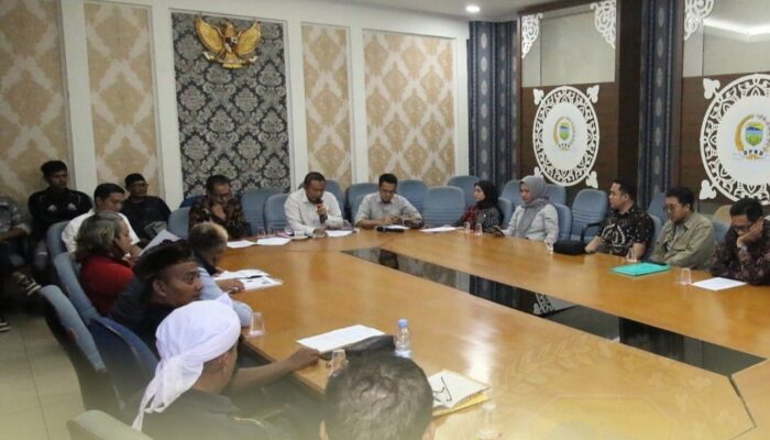 Polemik Lelang Wisma Dewi Makin Memanas, Forum Baraya dan LBH PKGI Desak DPRD Bertindak Tegas