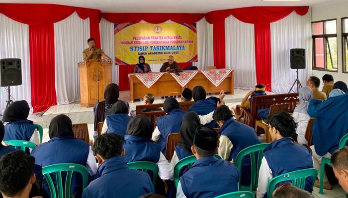 53 Mahasiswa STISIP Tasikmalaya Dilepas untuk PKN di Kecamatan Cisayong