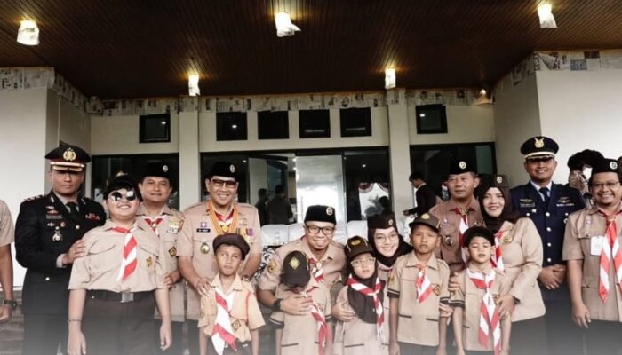 Hujan Deras Tak Surutkan Semangat Upacara Hari Pramuka ke-64 di Kota Tasikmalaya