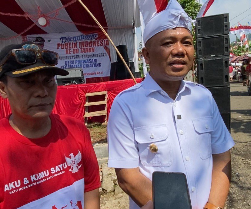 Gerak Jalan Santai di Purwasari Cisayong, Wabup Asep Tegaskan Komitmen Infrastruktur dan Kesehatan 2 IMG 20250823 WA0011