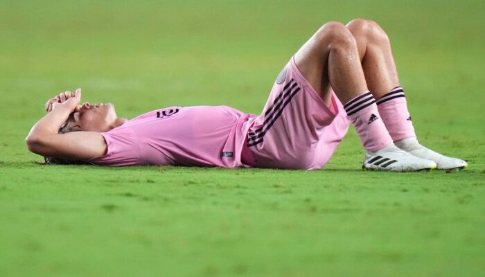 Laga Dramatis, Inter Miami Berhasil Tundukkan Necaxa, Tapi Messi Tumbang 1 Messi cedera2