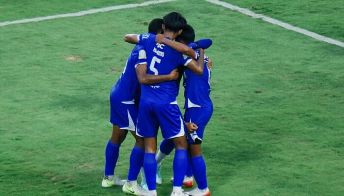 Start Sempurna! Persib Bandung Libas Semen Padang 2-0 di GBLA 2 persib vs semen e1754744701615