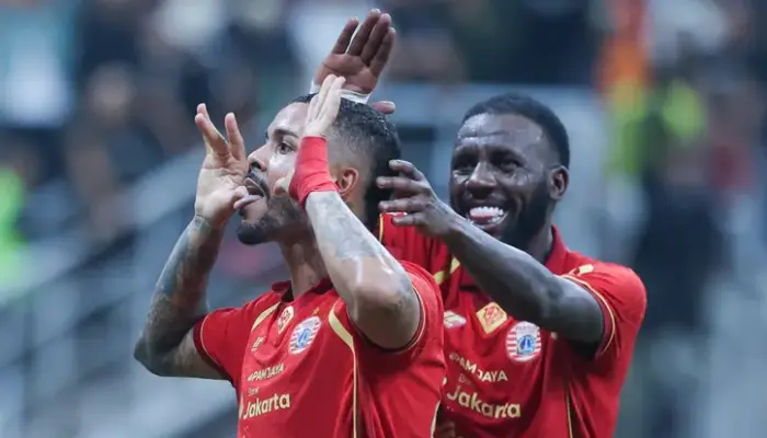 Persija Jakarta Melesat ke Puncak Klasemen Sementara, Usai Bungkam Persis Solo 3-0 di Stadion Manahan