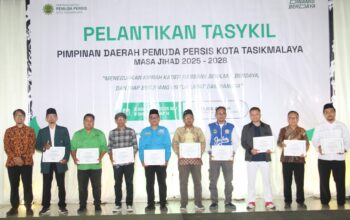 persis pelantikan1 e1754216996234
