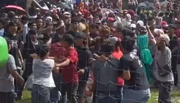 Perayaan HUT RI di Sariwangi Tasikmalaya Ricuh: Karnaval Berubah Jadi Ring Dadakan