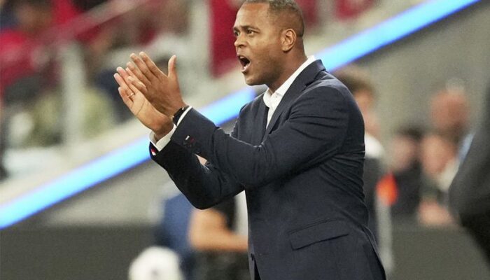 Pemain Persib Bandung Ini dapat Pujian Kluivert: Ia Pemain Tim yang Sejati 2 Patrick k3