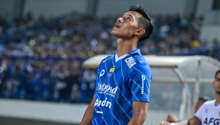 Persib Bandung Lepas Empat Pemain Lokal, Siapa Saja Mereka? 