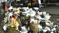 sampah menumpuk1