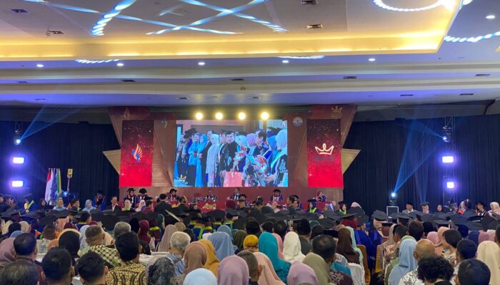 Najwa Agnia Cuandana Raih IPK Tertinggi pada Wisuda Universitas BTH Tasikmalaya