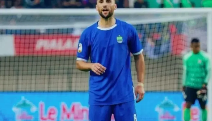 Lucho Guaycochea Kena Sanksi Tambahan, Absen Dua Laga Penting Persib