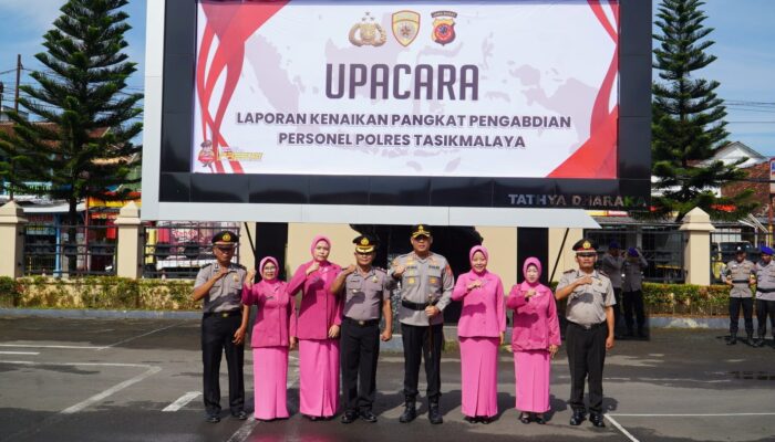 Tiga Personel Polres Tasikmalaya Terima Kenaikan Pangkat Pengabdian, Simbol Dedikasi Tanpa Cela