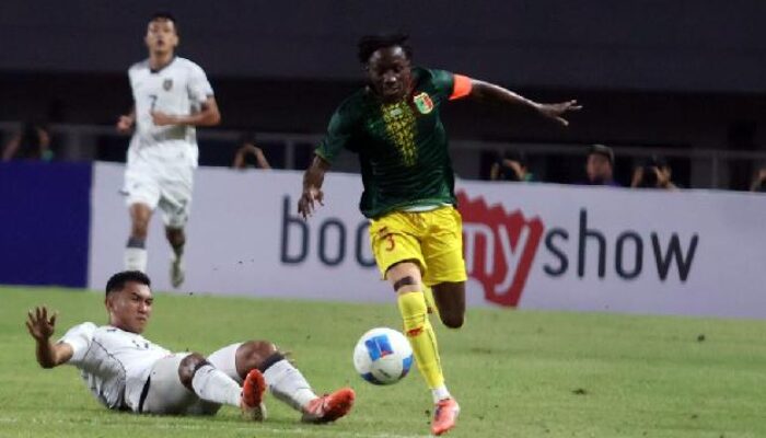 Timnas Indonesia U-23 Tahan Mali U-23 2-2 di Pakansari, Garuda Muda Tampilkan Performa Meningkat