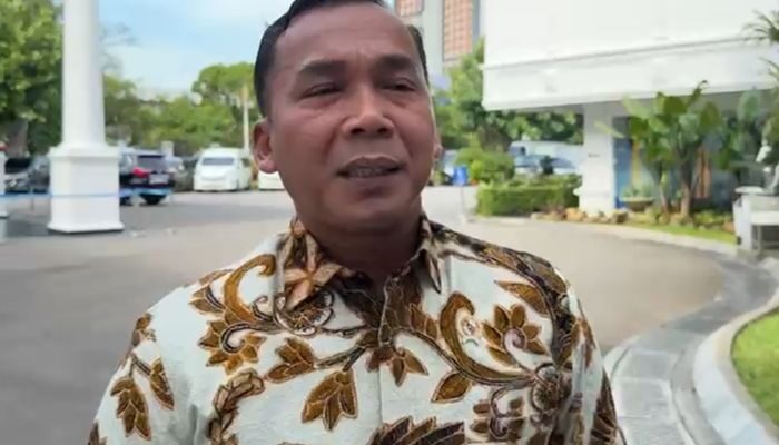 Presiden Prabowo Siapkan Bantuan Motor Listrik untuk Petugas Penyalur Program MBG