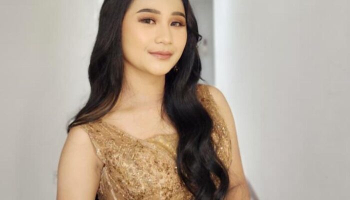 Gadis Cantik Asal Mangunreja Lolos ke KDI 2025, Maya Minta Dukungan Warga Tasikmalaya