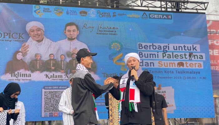 Tasik Santun Galang Dana untuk Sumatra–Aceh–Palestina, Ribuan Warga Padati Taman Kota Tasikmalaya