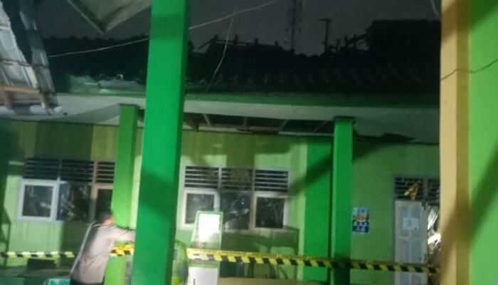 Tak Hanya Satu Ruang, Camat Cisayong Wanti-wanti Potensi Ambruk Susulan di SMPN 1