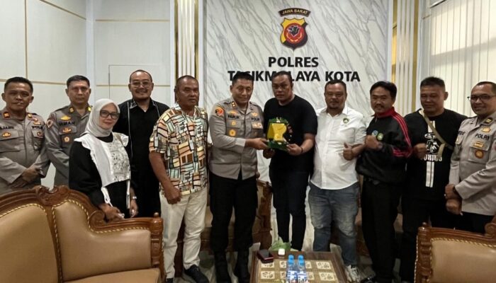 Kapolres Tasikmalaya Kota Turun Langsung, Atlet Tinju PERTINA dapat Suntikan Semangat