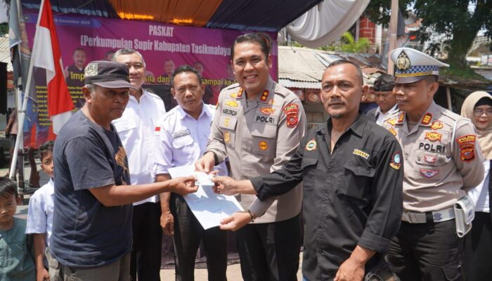 Supir Angkot Tasikmalaya Kompak Gelar Baksos Besar, Ribuan Warga Padati Terminal Singaparna