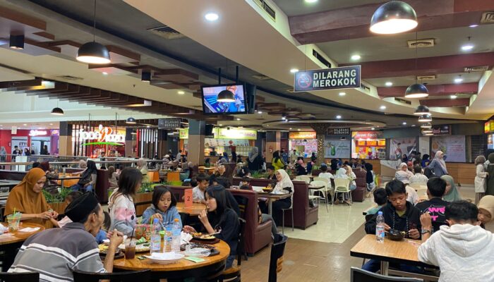 Libur Tahun Baru 2026, Food Plaza Mall Mayasari Tasikmalaya Diserbu Pemburu Kuliner