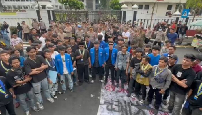 Ratusan Mahasiswa PMII Kota Tasikmalaya Gelar Aksi, Soroti Kinerja Pemerintah Kota dan Ajukan 10 Tuntutan