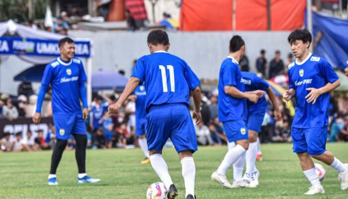 Lautan Biru di Malangbong: Persib Day Festival Satukan Bobotoh Lintas Generasi