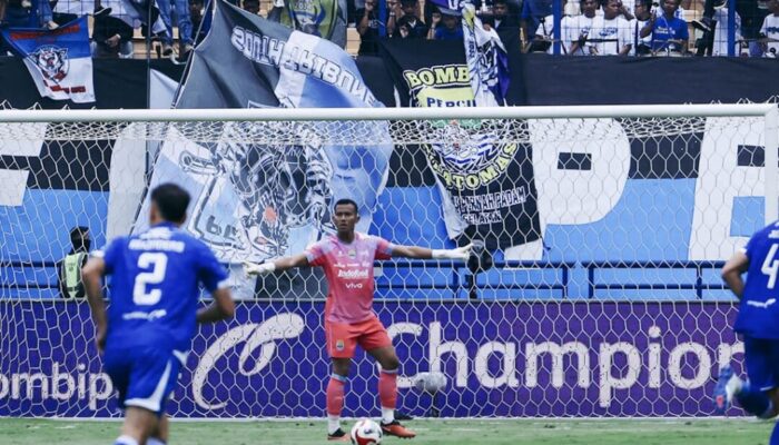 Persib Bandung Kunci Juara Paruh Musim usai Tundukkan Persija 1-0 di GBLA