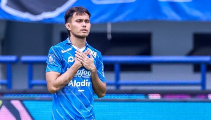 “Persib Selalu Jadi Bagian Terbaik,” Curhat Haru Rezaldi Hehanussa Usai Resmi Dipinjamkan ke Persik