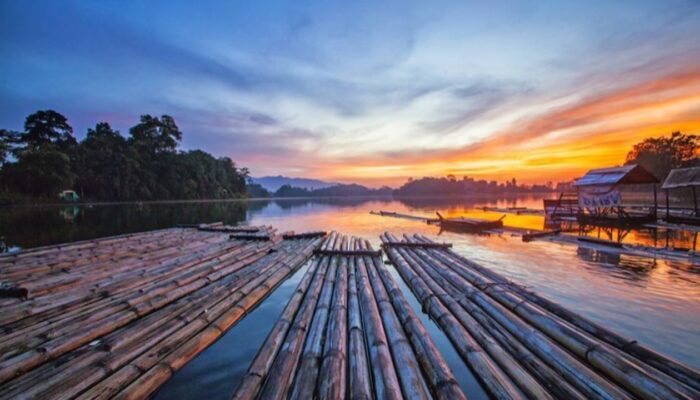 Situ Gede Tasikmalaya, Wisata Danau Alami dengan Panorama Senja Memukau