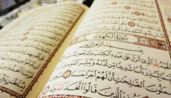 Kenapa Dianjurkan Membaca Surat Al Kahfi Setiap Jumat? Ini Penjelasannya