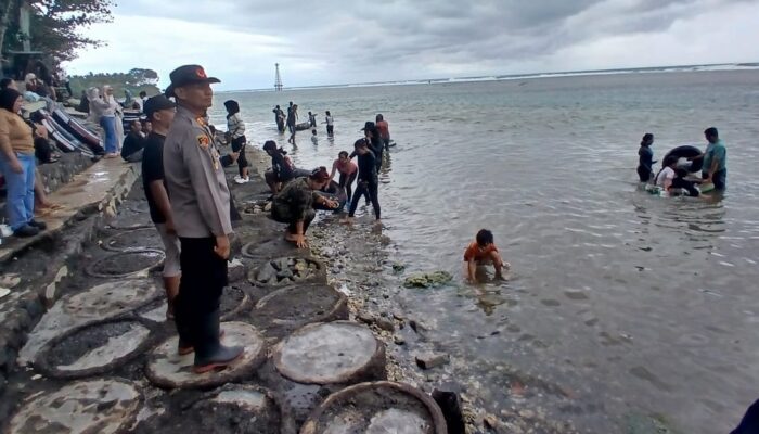 Diingatkan Warga tapi Tetap Berenang, Wisatawan Tasikmalaya Hilang Digulung Ombak