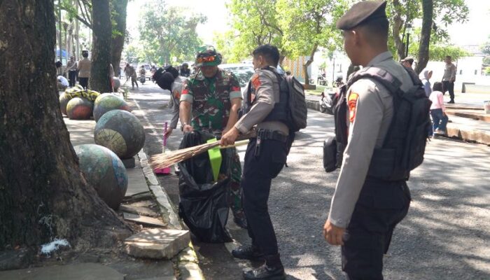 Atensi Presiden Prabowo, Polres Tasikmalaya Kota, TNI dan Pemkot Bersih-Bersih Kompleks Dadaha