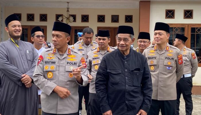 Kapolda Jabar Kunjungi Ponpes Cipasung Singaparna, Perkuat Sinergi Ulama dan Polisi Jelang Mudik Lebaran 2026