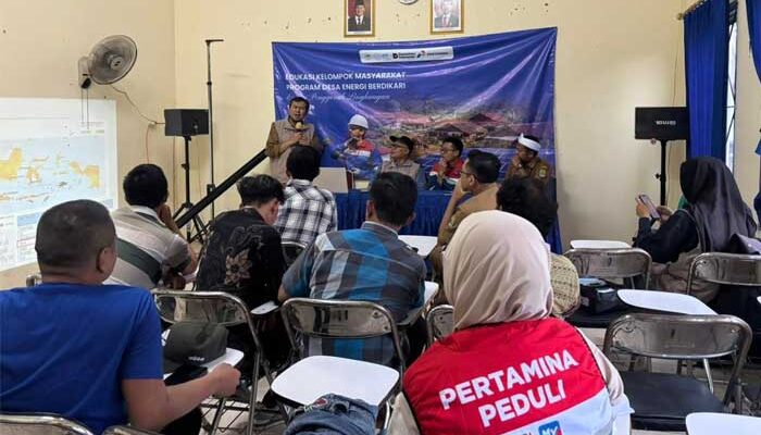 Pertamina Patra Niaga Regional JBB Perkuat Kemandirian Energi dan Ekonomi Desa Dawuan Barat Melalui Pemanfaatan Energi Surya