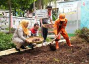 Pertamina Patra Niaga Regional JBB dan Pemprov DKI Jakarta Gelar Panen Raya Serentak di RPTRA Sunter Jaya